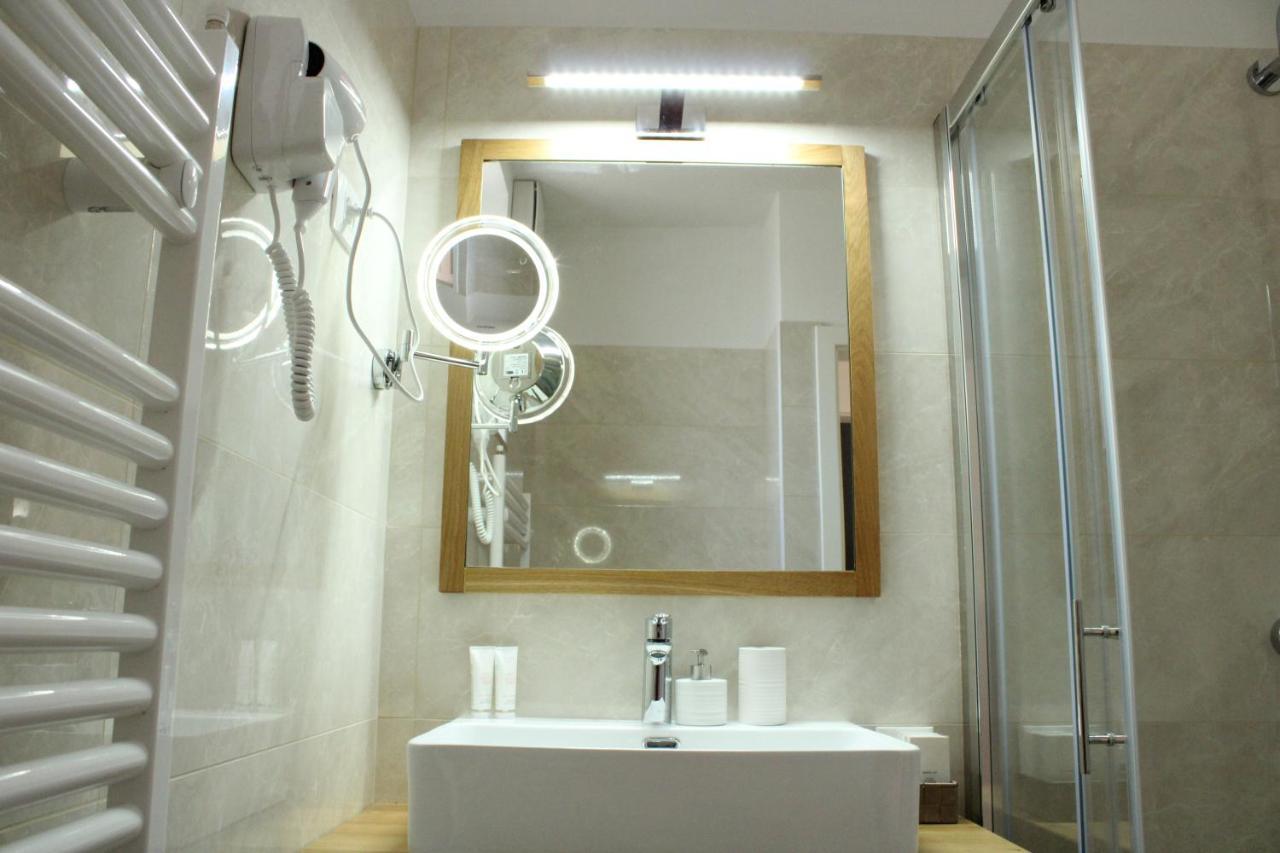 Hotel G House à Dutovlje Extérieur photo