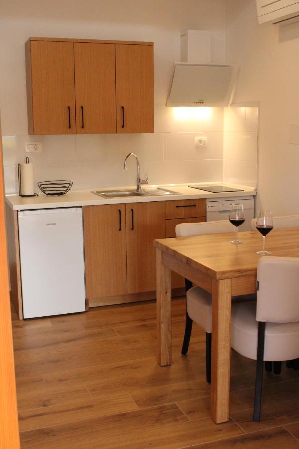 Hotel G House à Dutovlje Extérieur photo